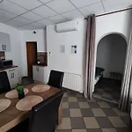 شقة Bastya